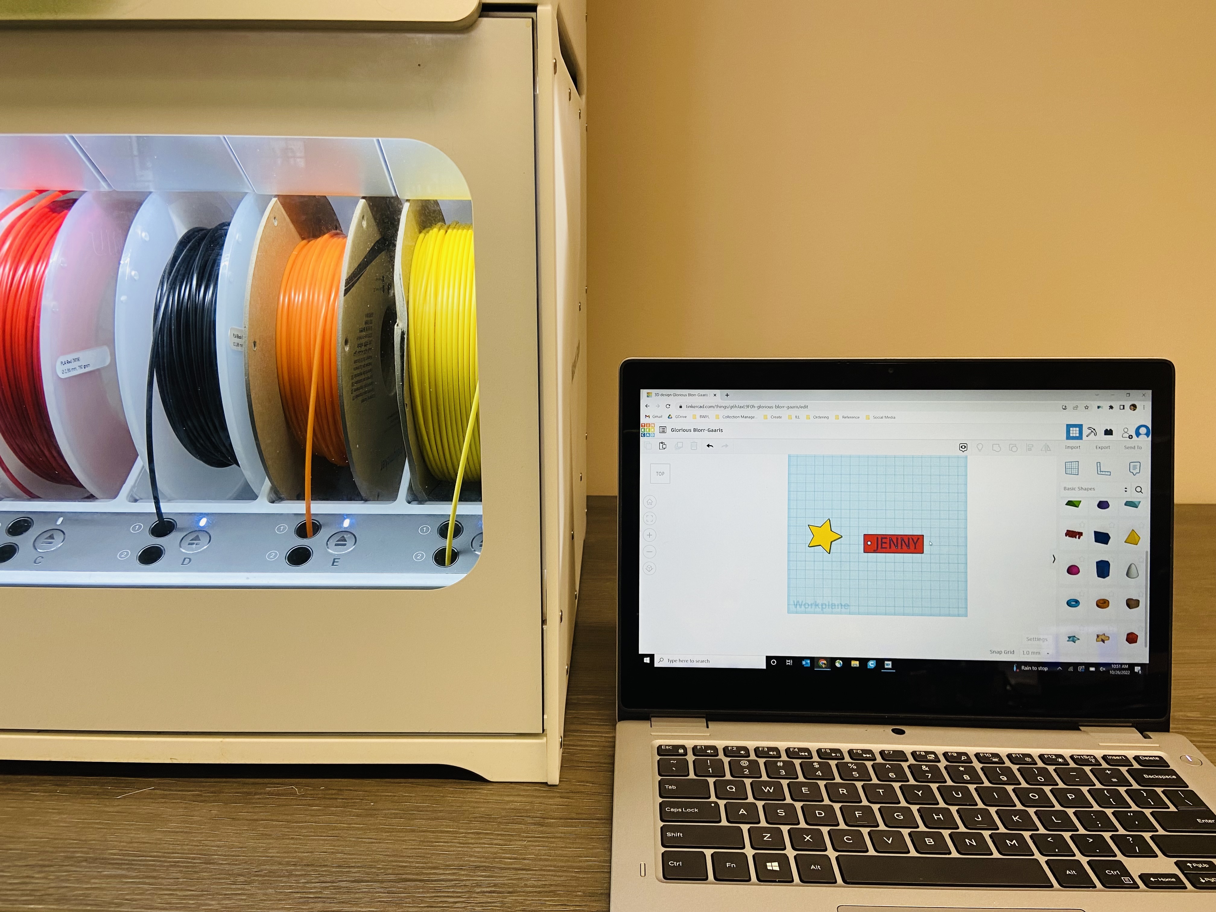 tinkercad online software in use